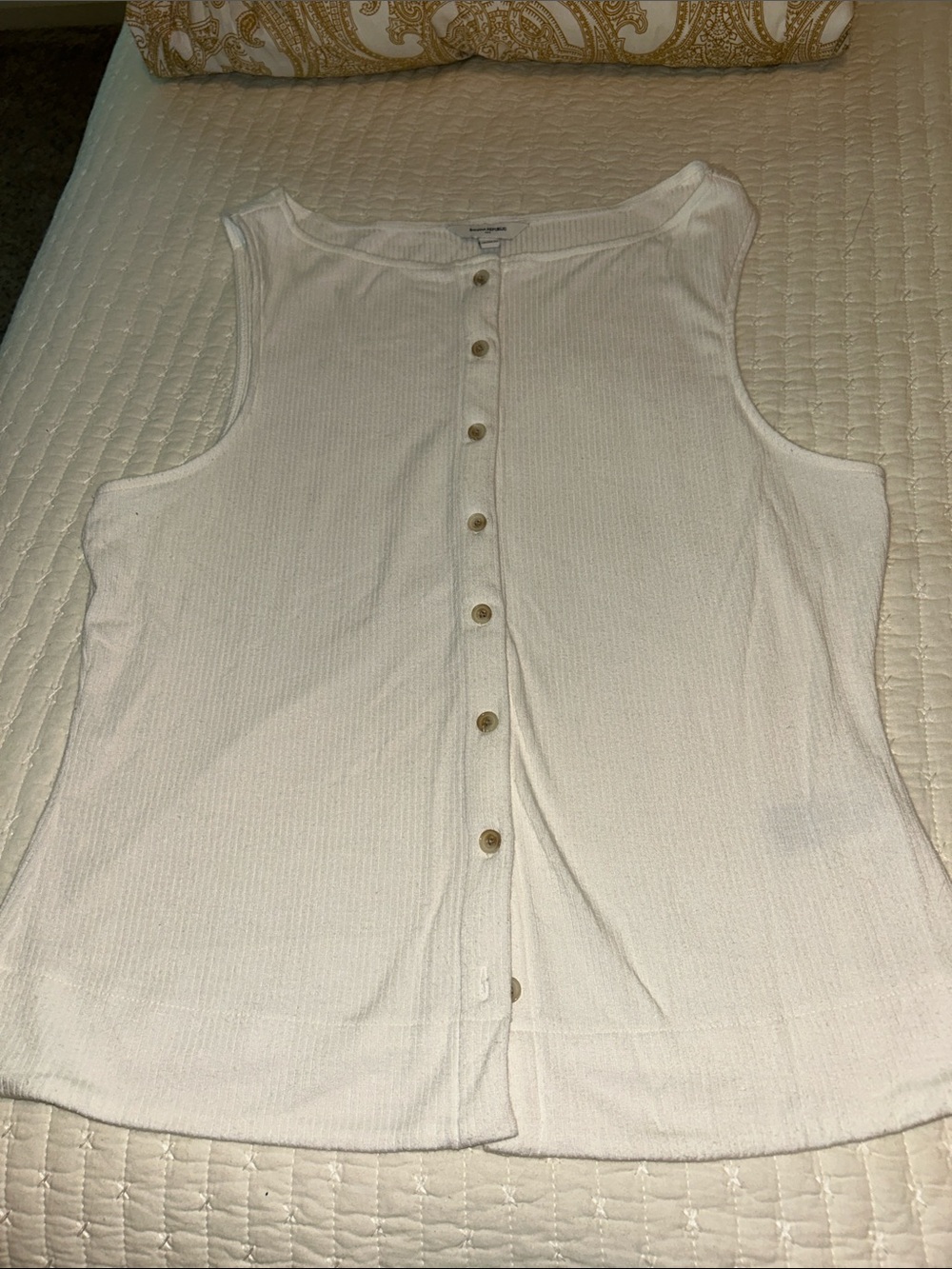 Banana Republic Off-White Ribbed Button-Front Tank